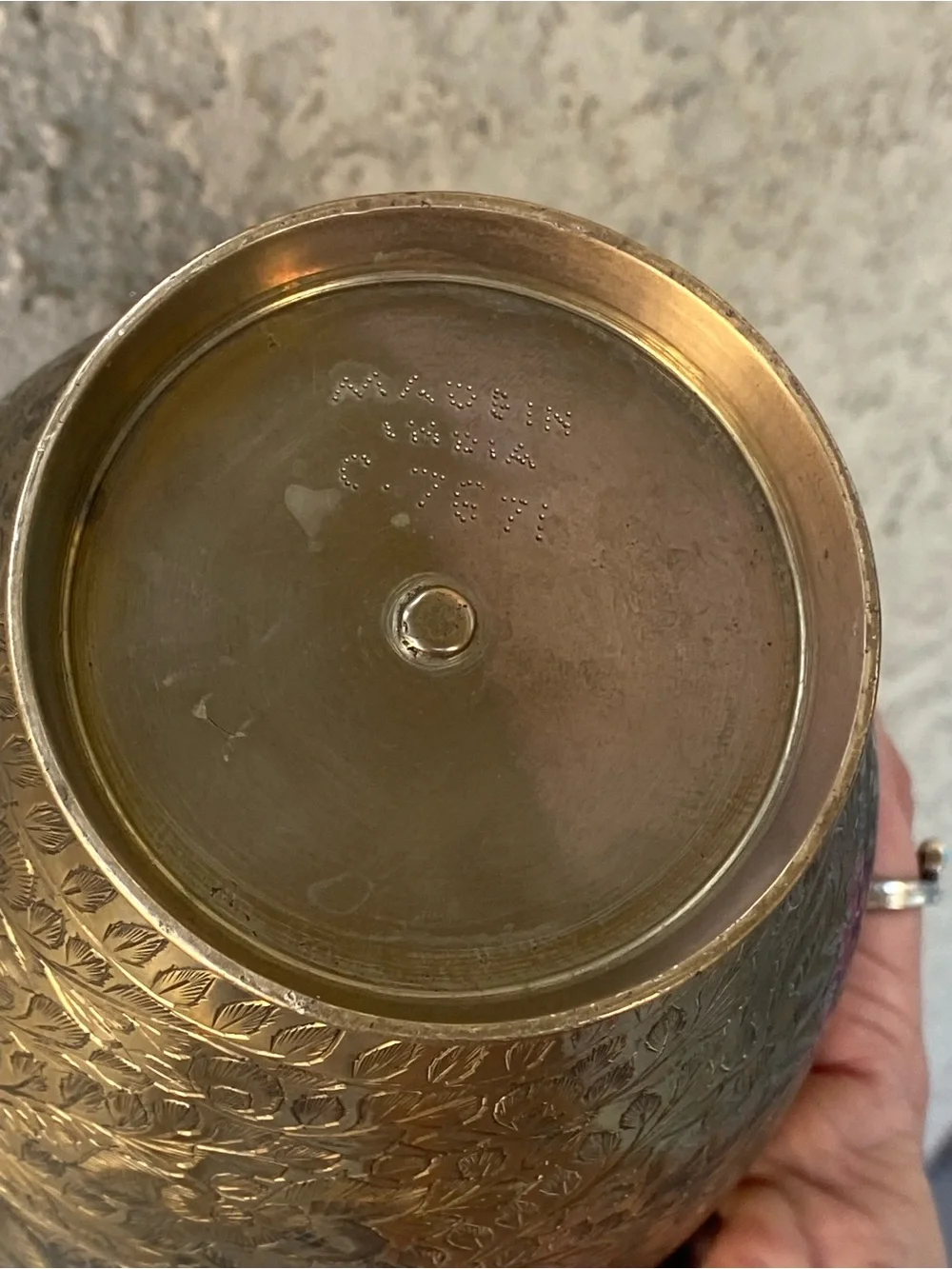 Vintage Brass Indian India Urn Ginger Jar & Lid 9”H Etched Ornate Intricate Vase